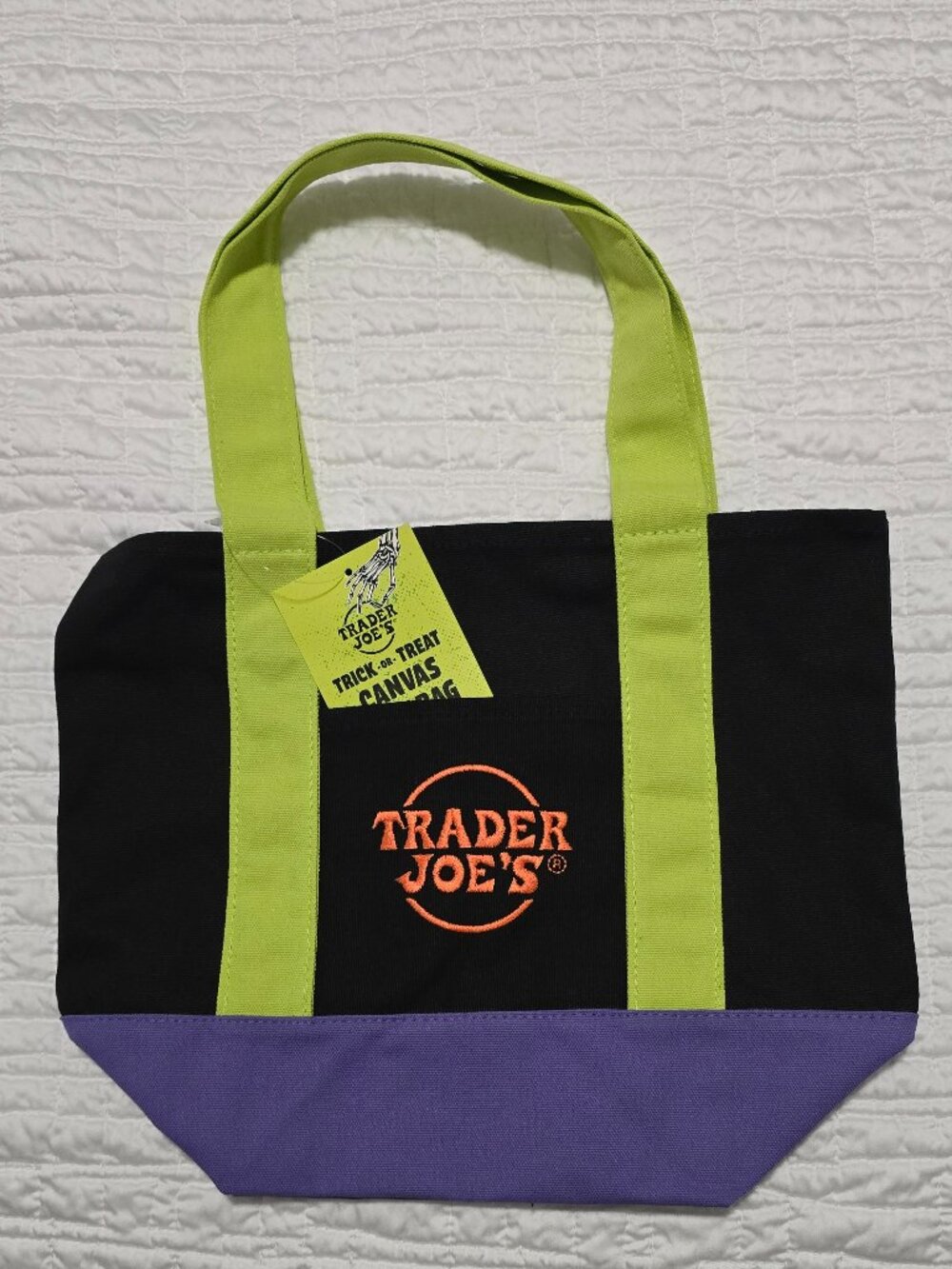 New Trader Joe’s Seasonal Trick or Treat Halloween Canvas Mini Tote Bag - NWT - Picture 3 of 3